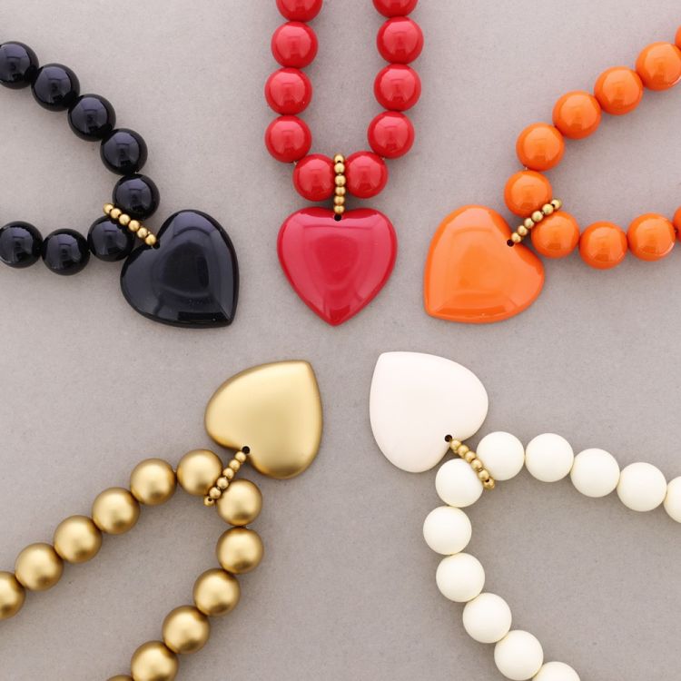 RESIN BALL NECKLACE WITH HEART PENDANT 2