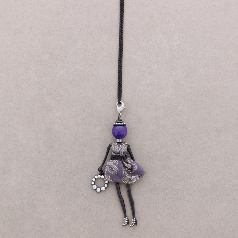 LONG PENDANT NECKLACE DOLL