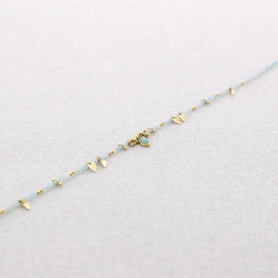 STEEL NECKLACE WITH LEAF PENDANTS