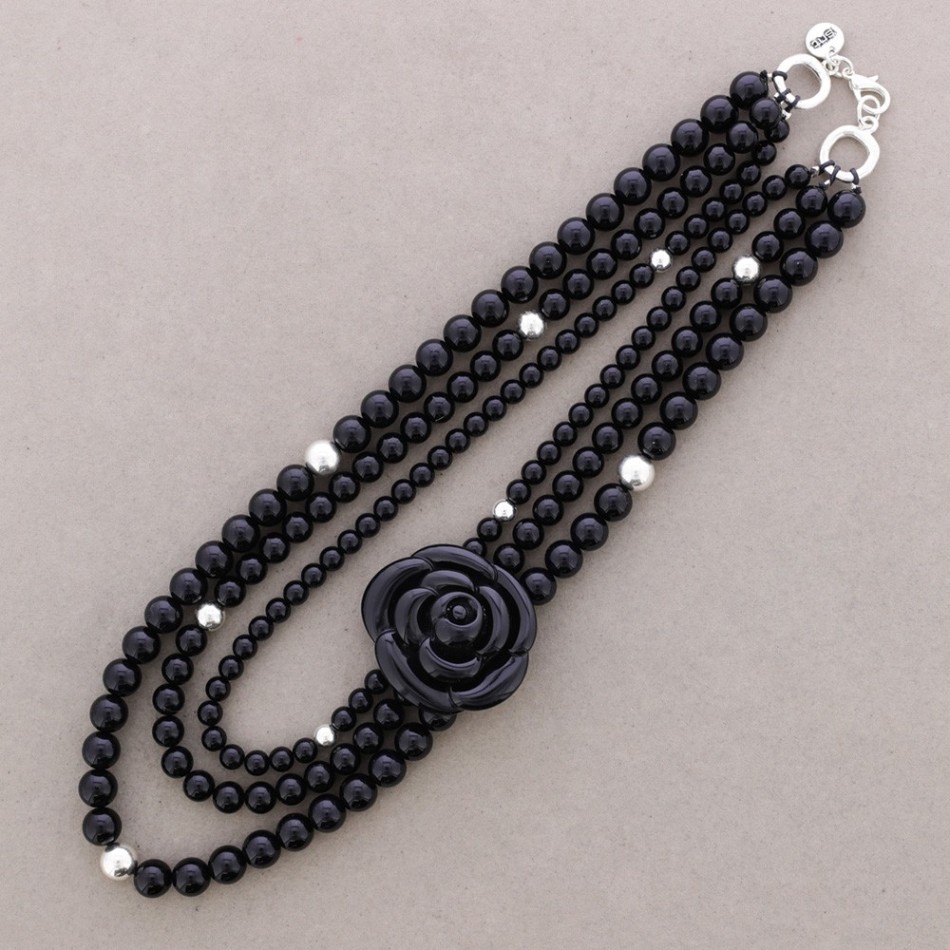 COLLAR FLOR CUENTAS PASTA