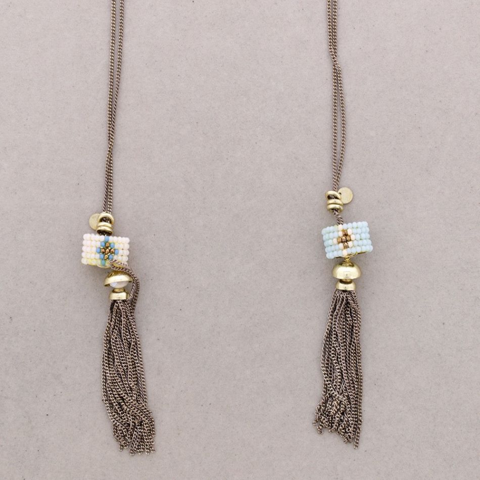 COLLAR LARGO COLGANTE FLECO