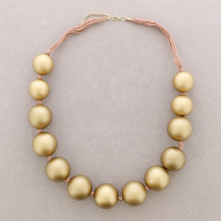 WOODEN BALL NECKLACE