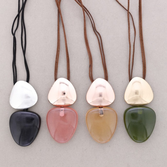 LONG NECKLACE METAL RESIN PENDANT