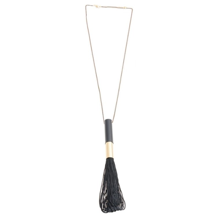 LONG NECKLACE WITH FRINGE PENDANT