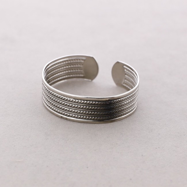 PULSERA GRUESA