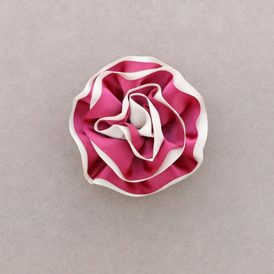TWO-TONE FLOWER BROOCH