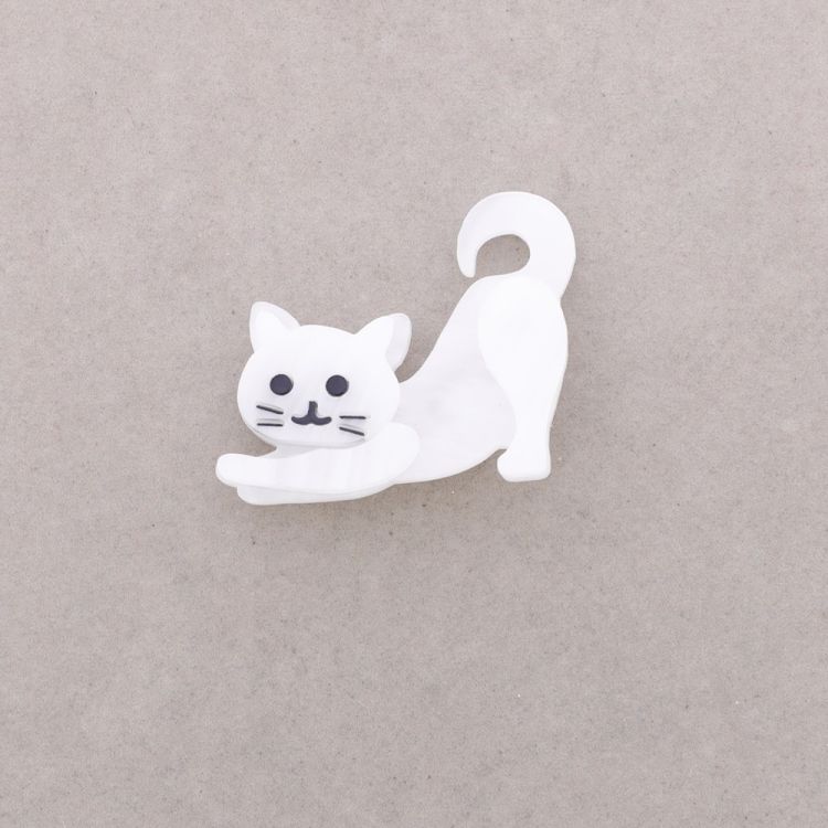 RESIN CAT BROOCH