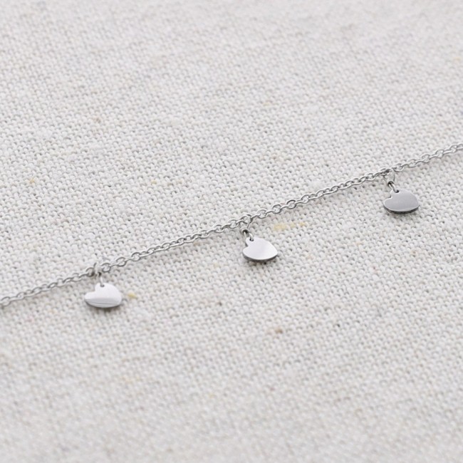 STEEL SHORT NECKLACE WITH LITTLE HEART PENDANTS