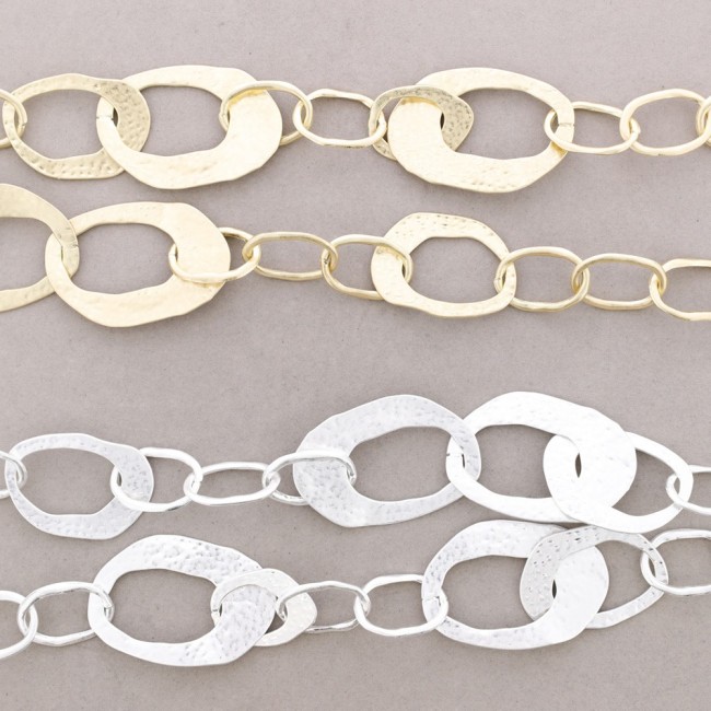 LONG METAL LINK NECKLACE