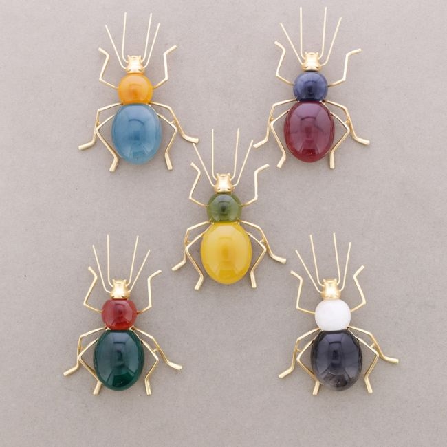 BROCHE BICHO METAL RESINA