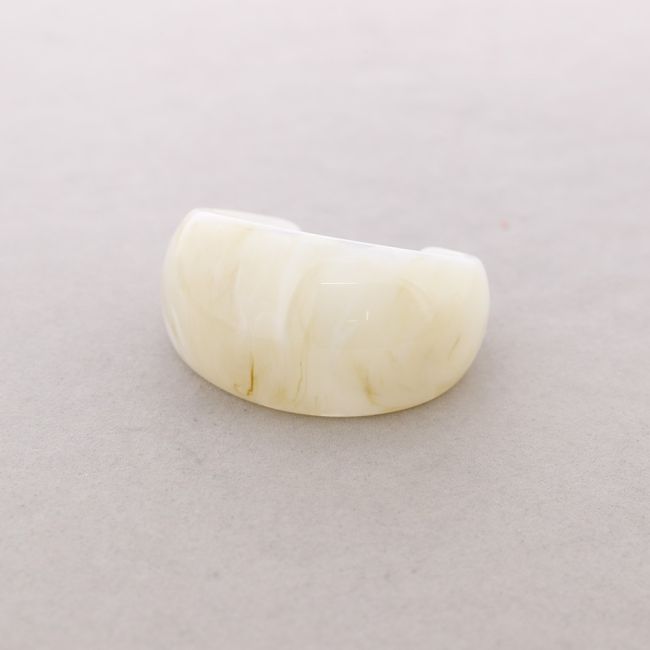OPEN RIGID RESIN BRACELET
