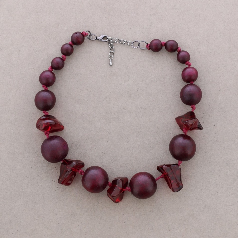 LONG BEAD NECKLACE