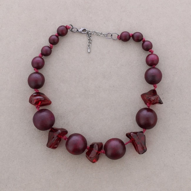 LONG BEAD NECKLACE