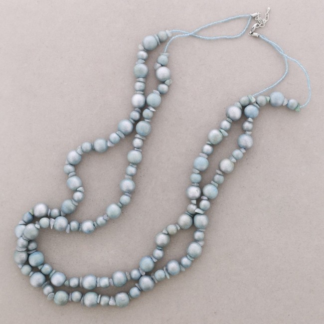 LONG BEAD NECKLACE