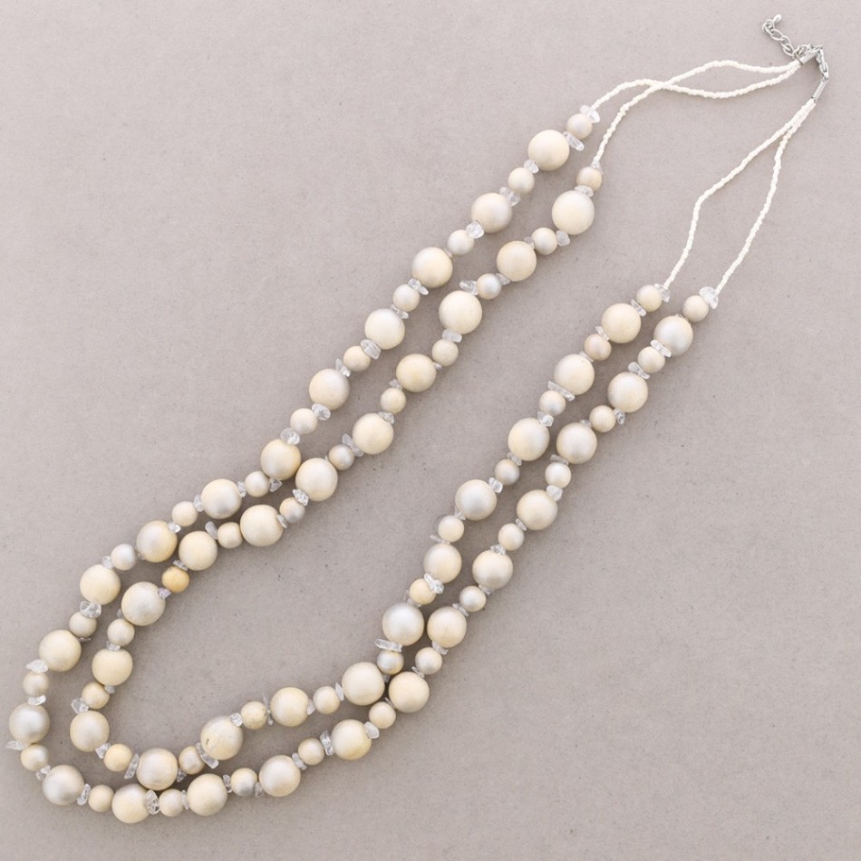 LONG BEAD NECKLACE