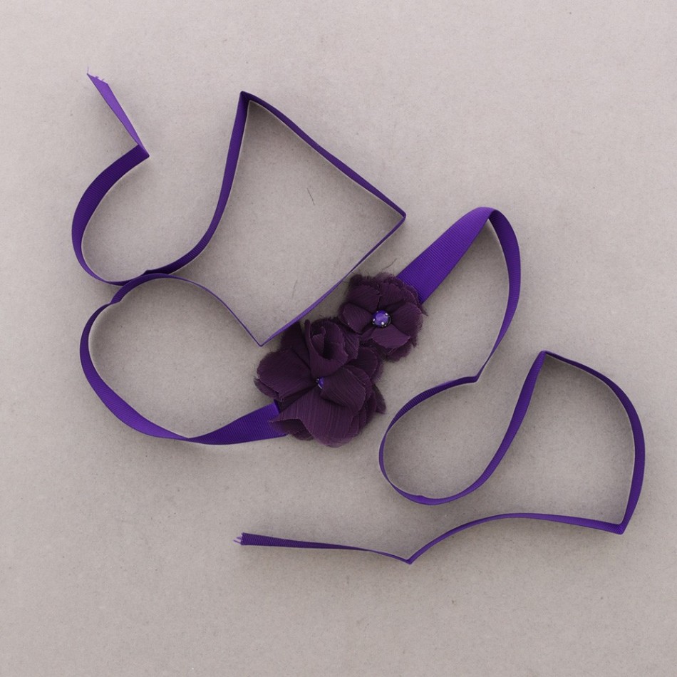 SATIN FLOWER CHOKER NECKLACE