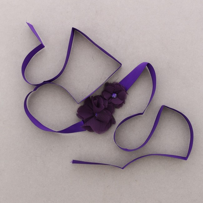 SATIN FLOWER CHOKER NECKLACE