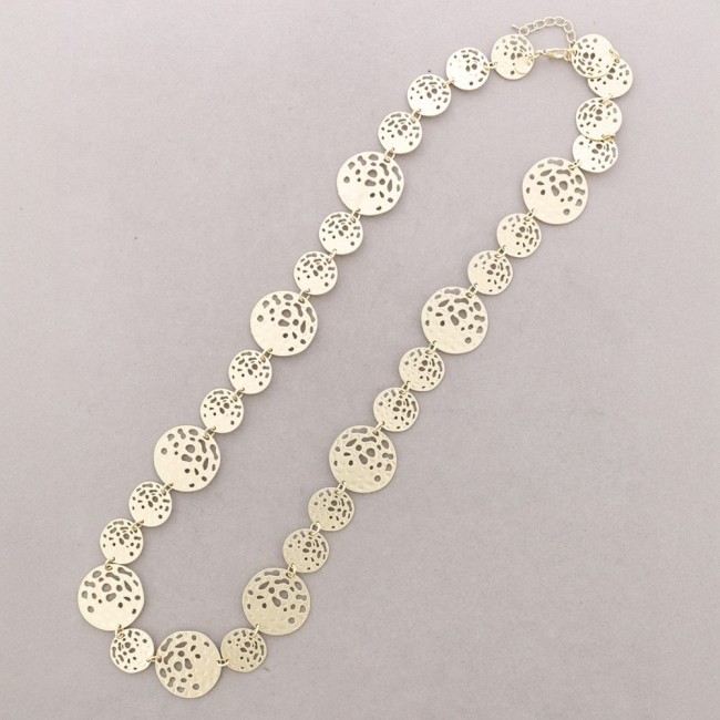 LONG NECKLACE WITH BEADED MEDALS AND METAL FILIGREE