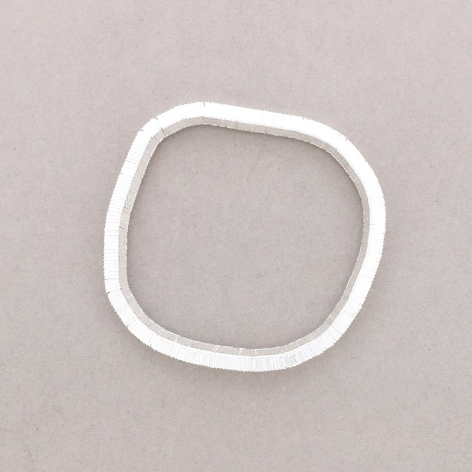 METAL FLEXIBLE SHORT NECKLACE
