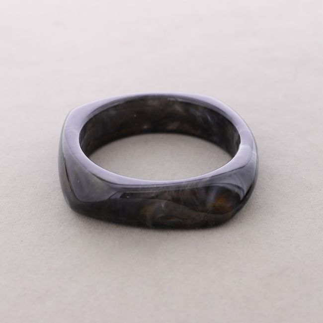 RIGID RESIN BRACELET