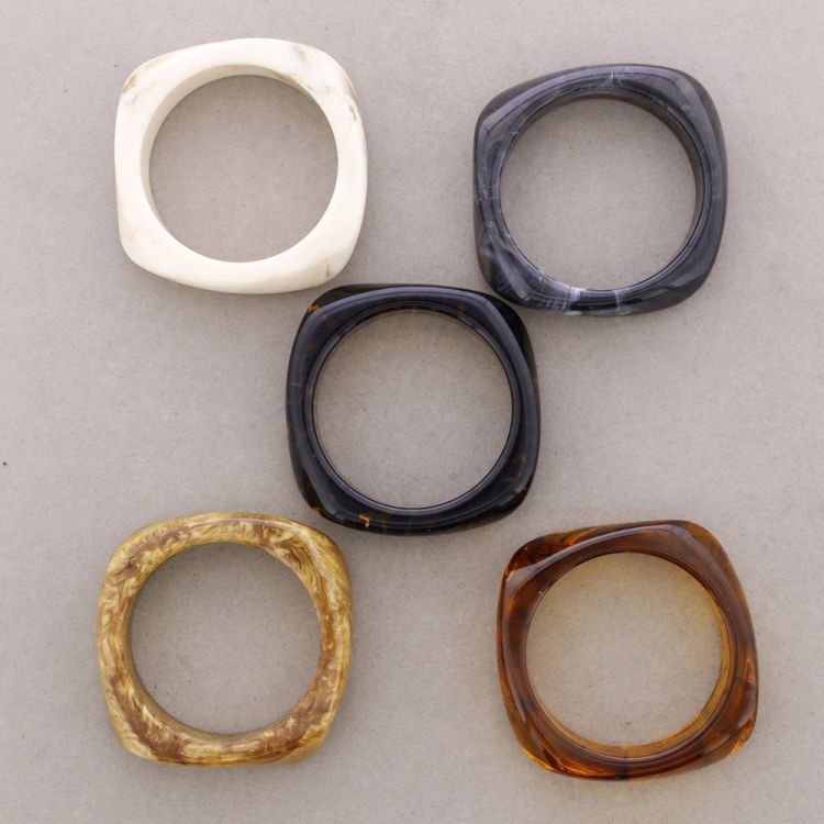 RIGID RESIN BRACELET 2