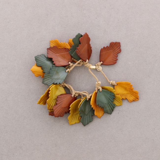 MACRAMÉ RESIN LEAF BRACELET