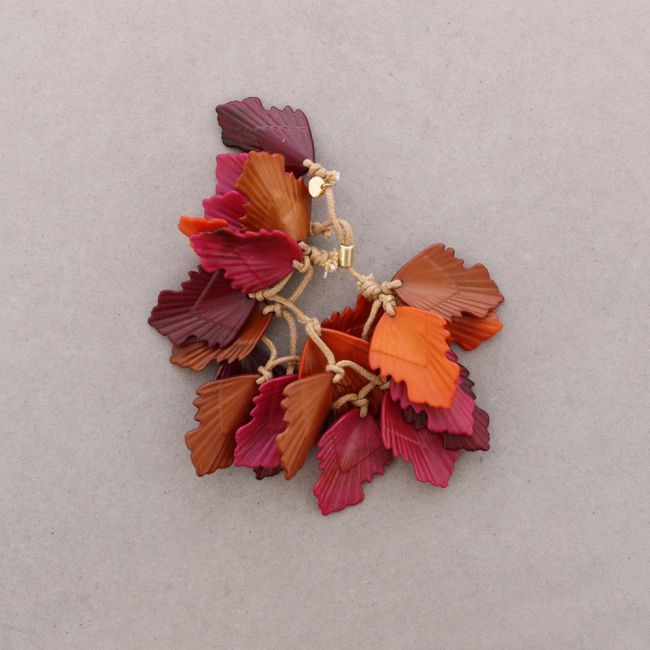 MACRAMÉ RESIN LEAF BRACELET