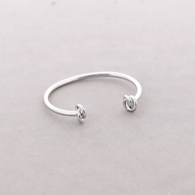 ADJUSTABLE DOUBLE KNOT METAL BRACELET
