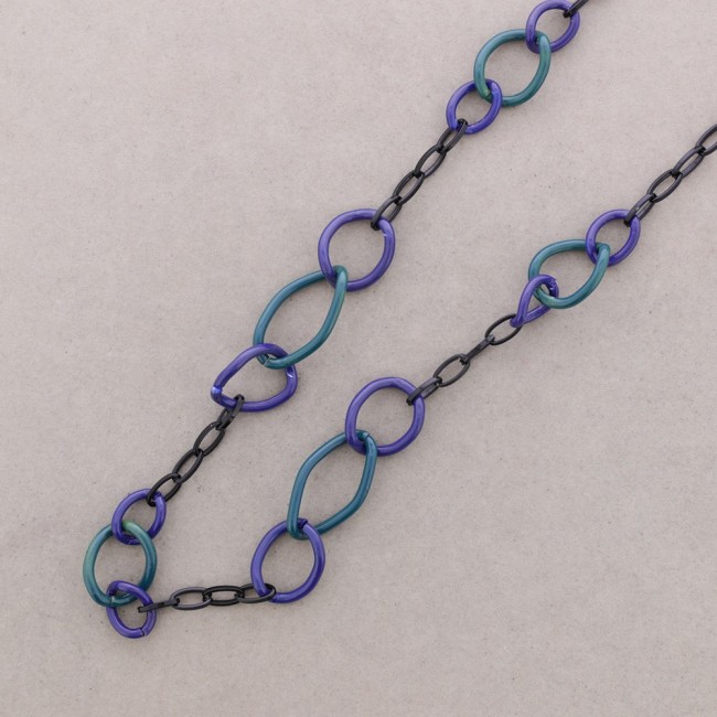 LONG BEAD NECKLACE