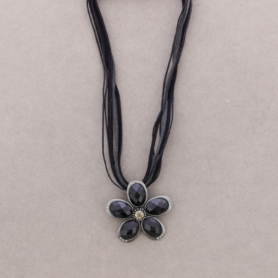 COLLAR COLG.CRISTALES FACETADAS