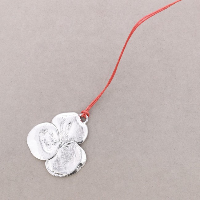LONG METAL PENDANT NECKLACE
