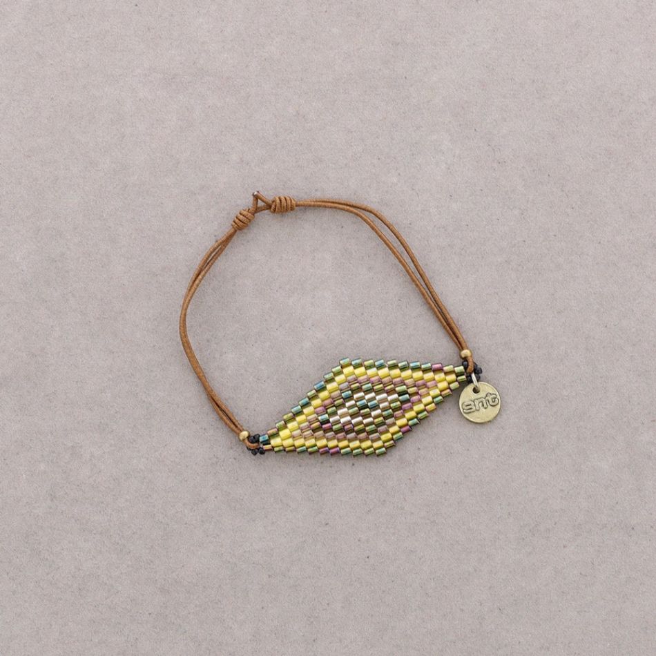 ELASTIC BRACELET WITH SPECIAL BEADING