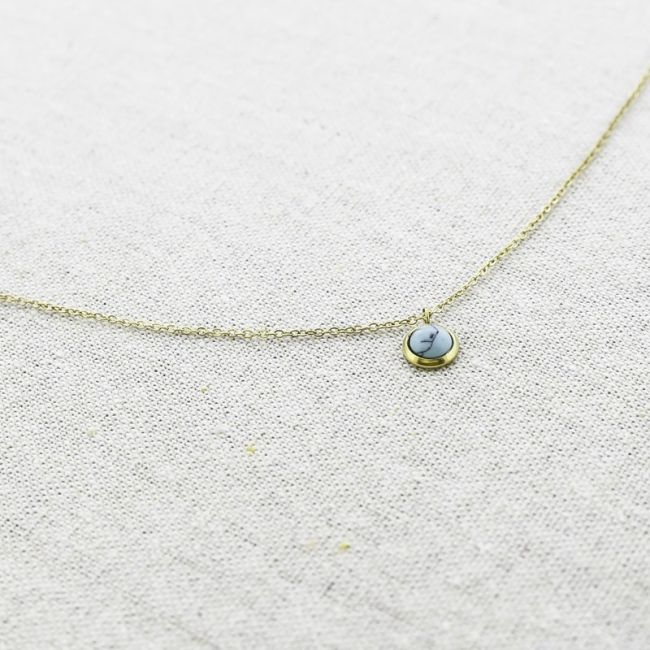 STEEL NECKLACE WITH STONE PENDANT