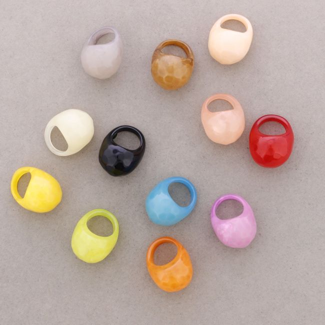 COLORED PASTE RING