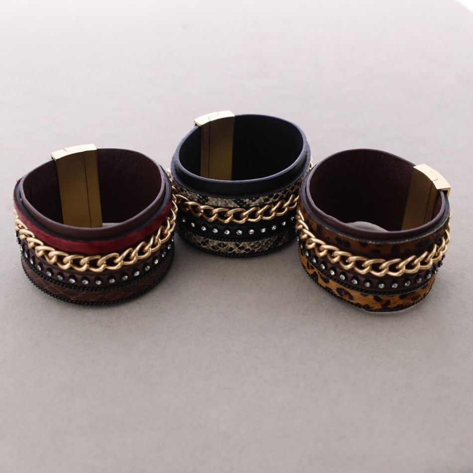 MAGNETIC ETHNIC BRACELET