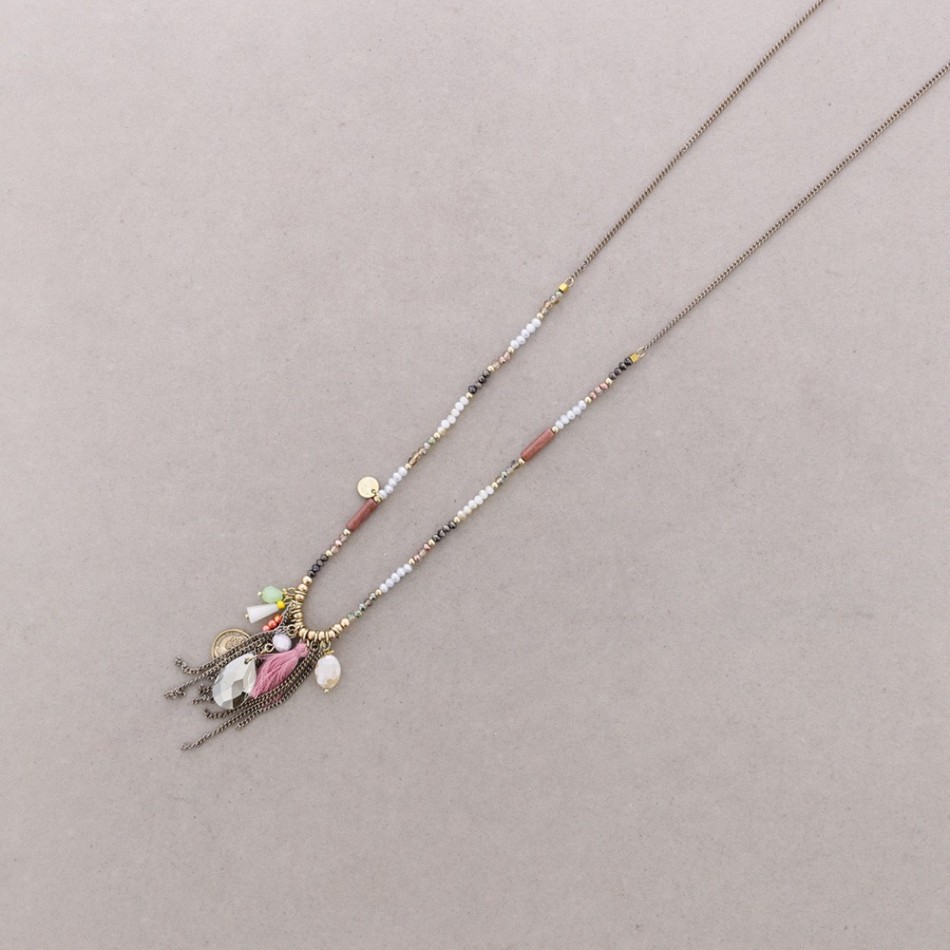 LONG NECKLACE WITH DANGLING BEADS