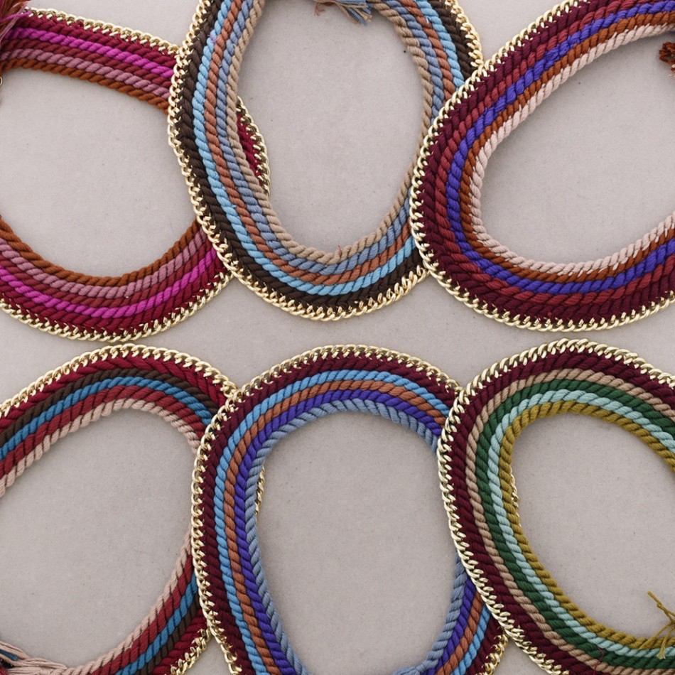 COLORED BRAIDS CHOKER