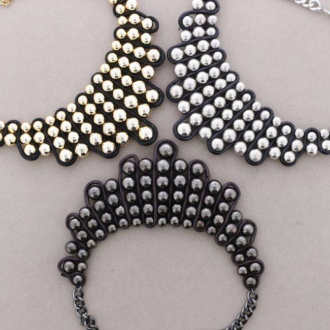 BALL BEADS SHORT NECKLACE