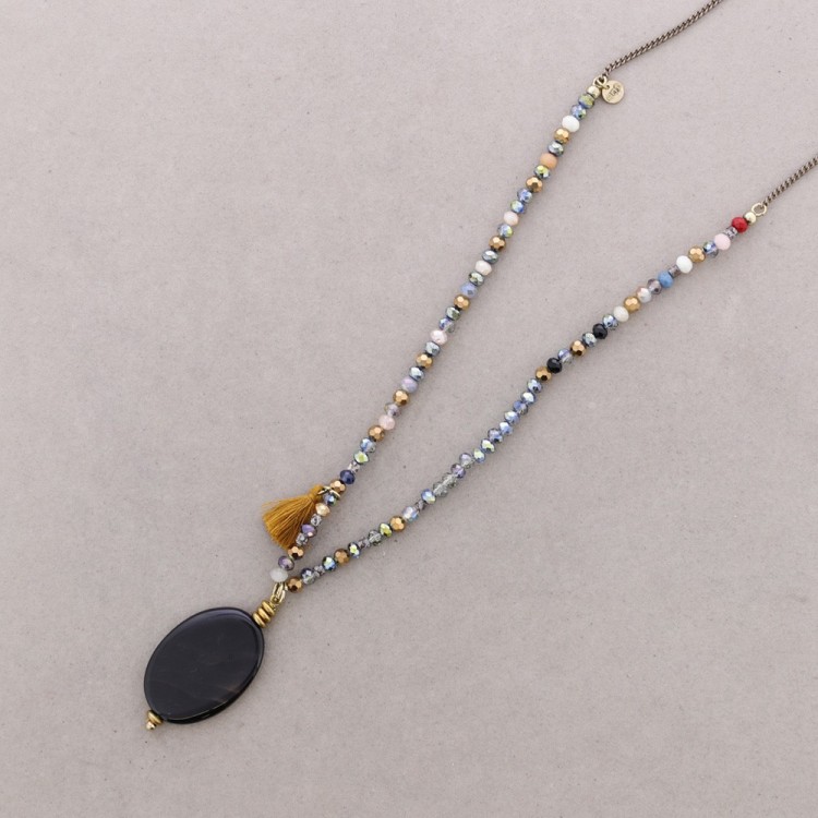 LONG NECKLACE WITH PENDANT STONES