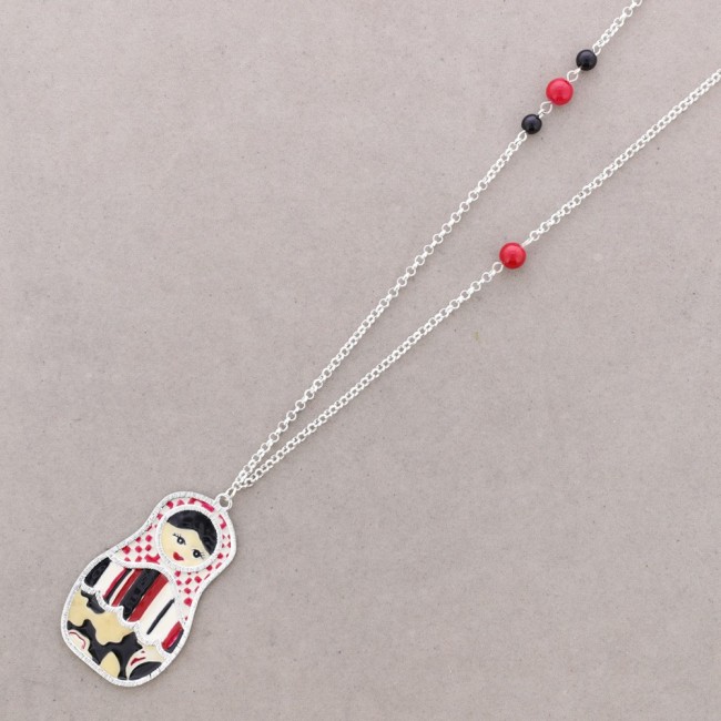 LONG NECKLACE WITH METAL ENAMEL PENDANT