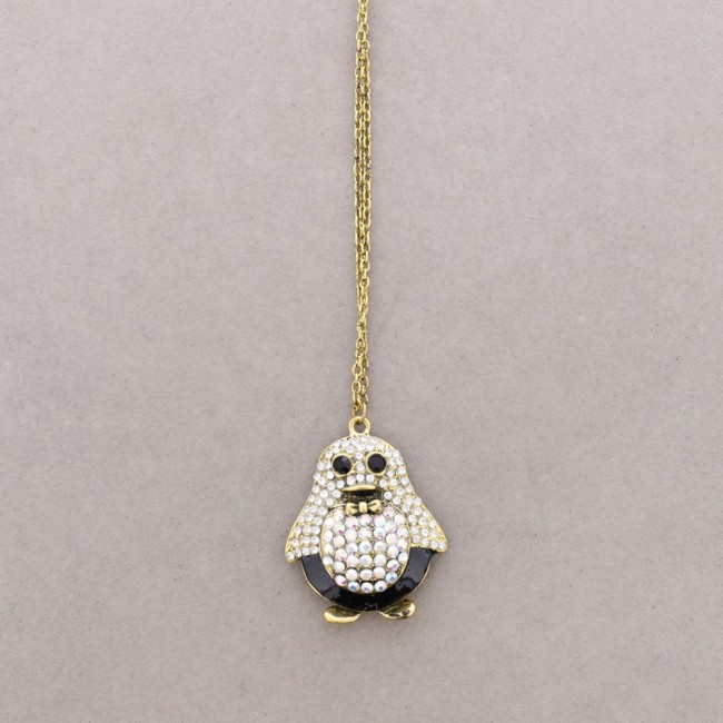 LONG NECKLACE WITH METAL AND CRYSTALS
