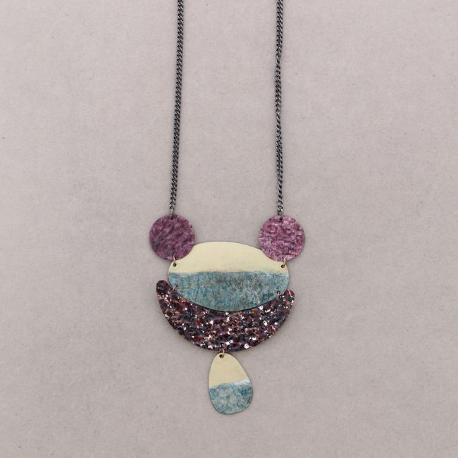 PATINA PENDANT NECKLACE