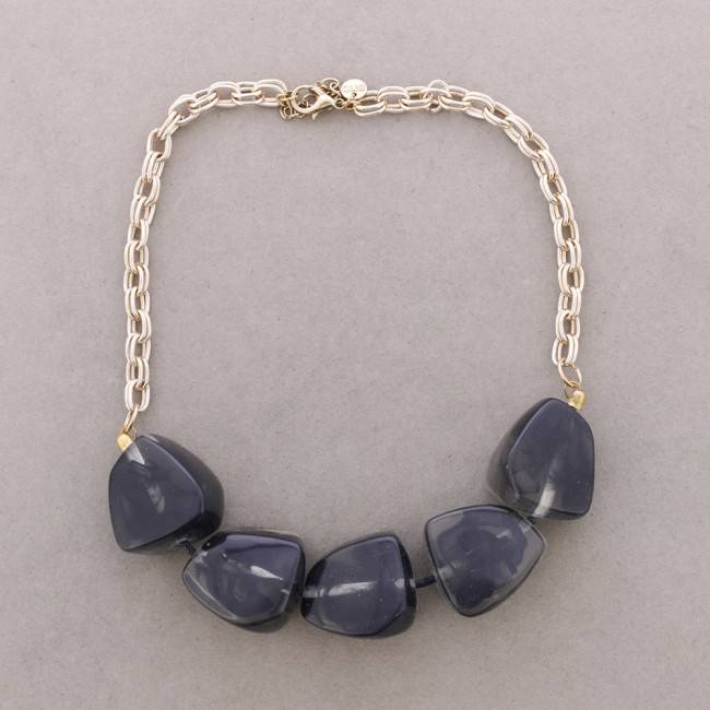 RESIN BEADS SHORT NECKLACE