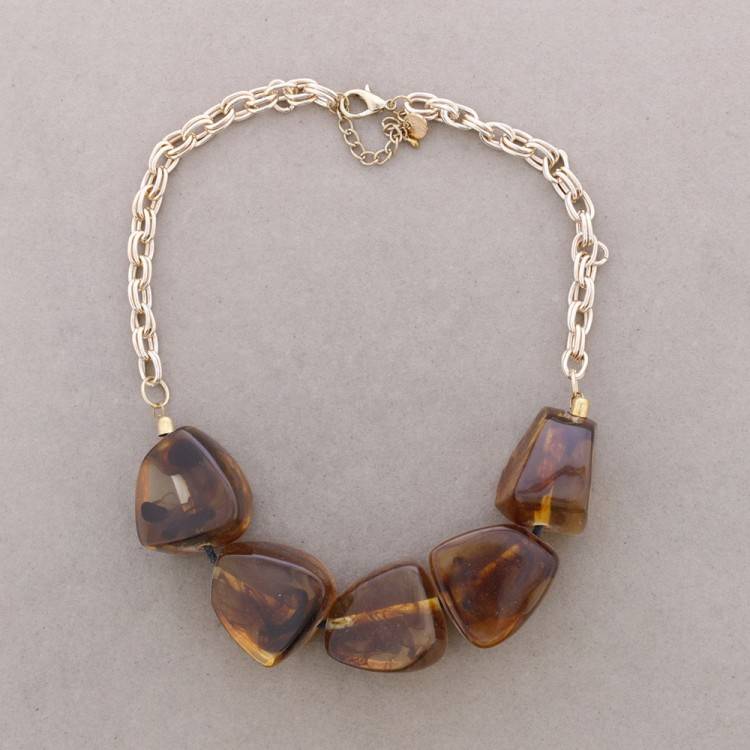 RESIN BEADS SHORT NECKLACE 2