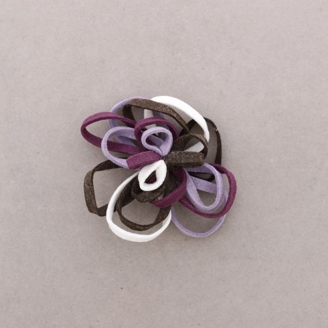 FELT BROOCH 5CM