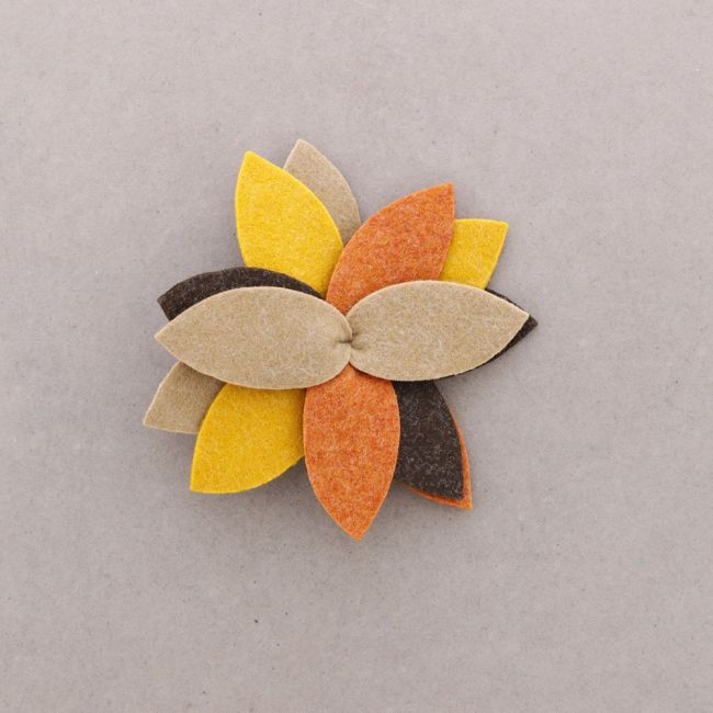 BROCHE FIELTRO 5CM
