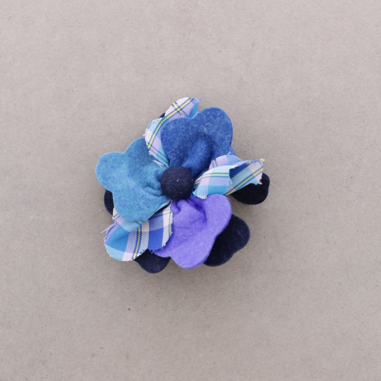 FELT BROOCH 5CM
