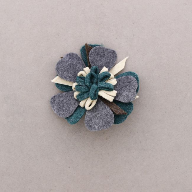 FELT BROOCH 5CM