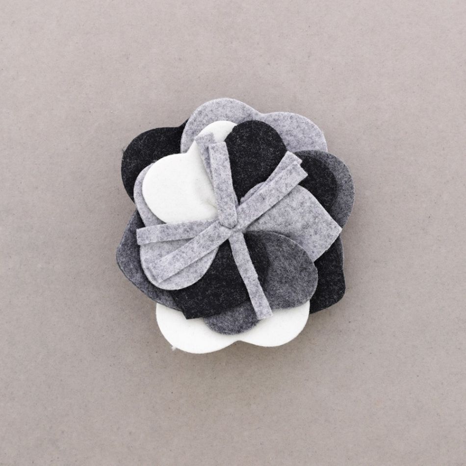 BROCHE FIELTRO FLOR 5CM