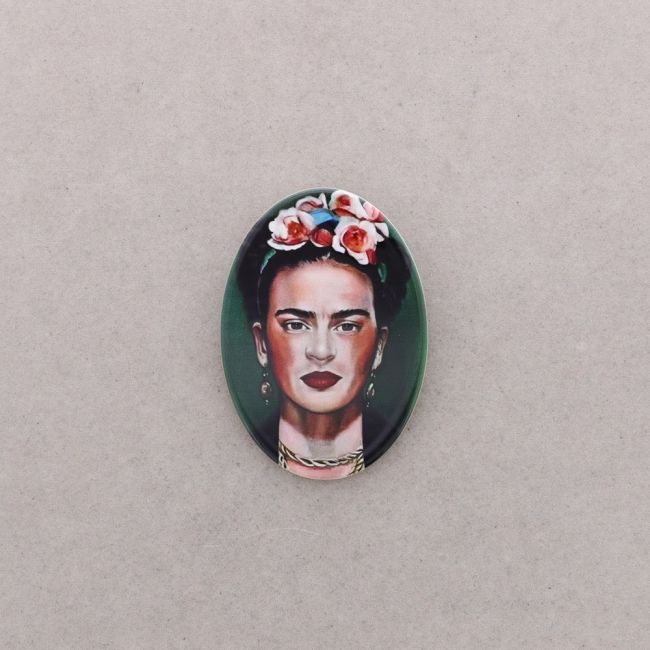 BROCHE OVALADA RESINA FRIDA